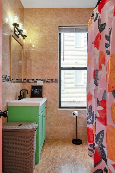 Peachy Paradise In East Rock Near Dt/Yale New Haven Exterior photo